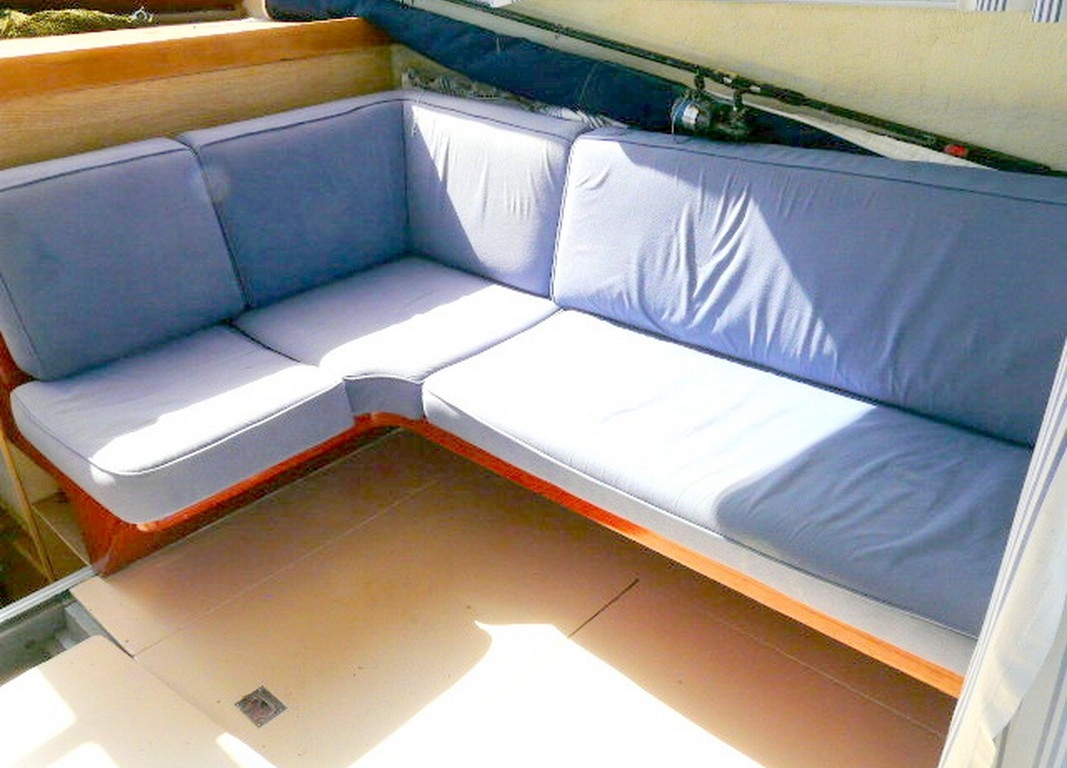 bateau habitable guy couach 9 a vendre sur saint-cyprien